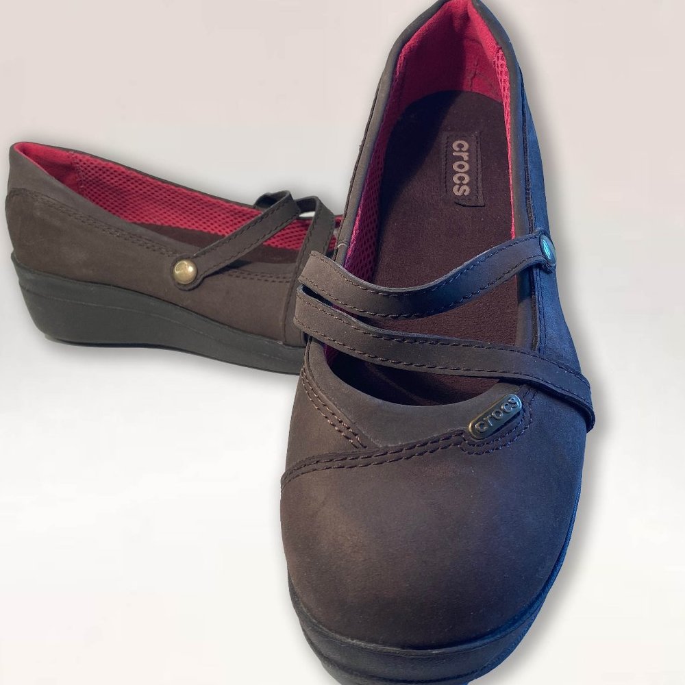 CROCS wedge heels comfortable slip-on shoe
